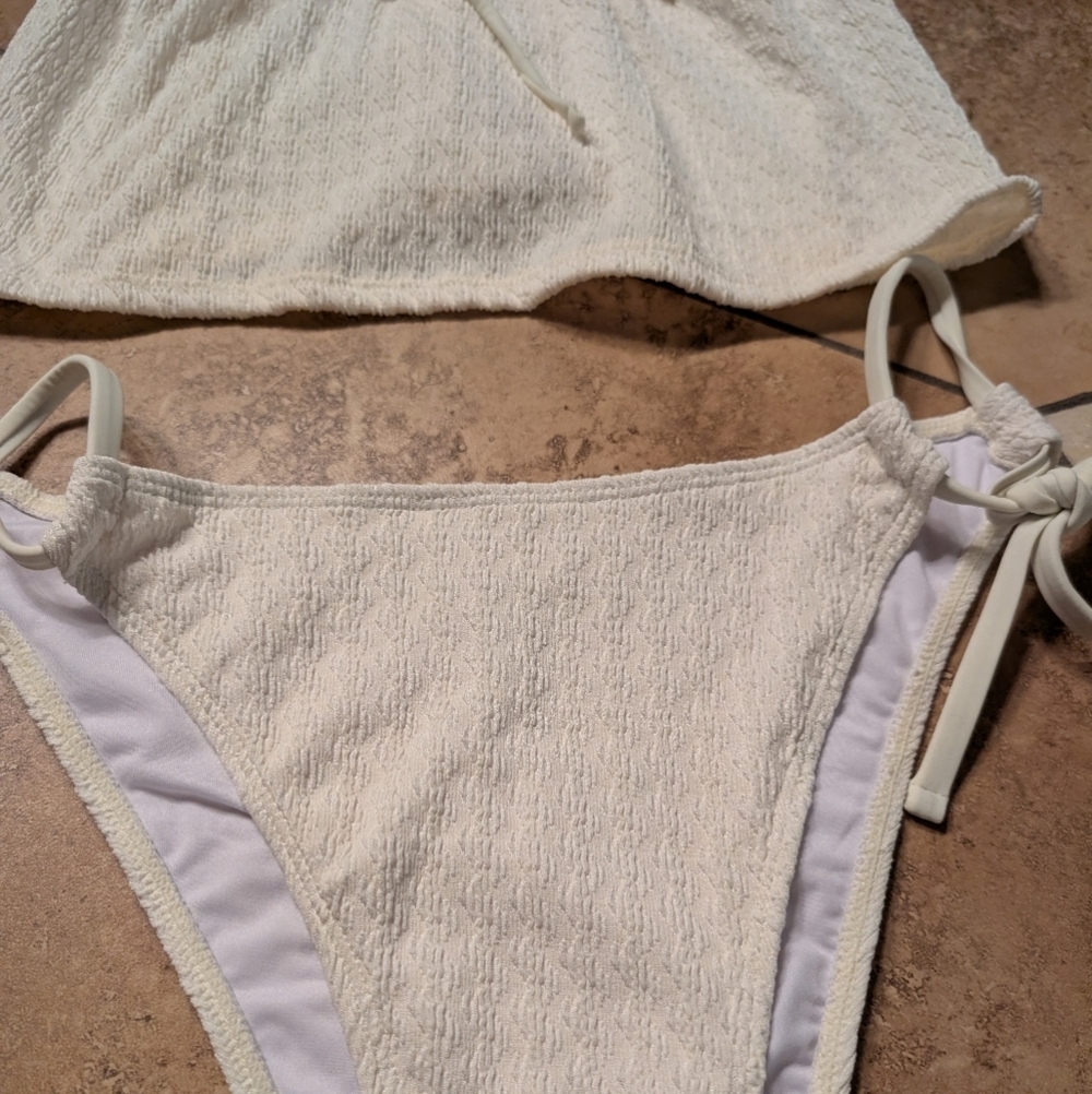 Samiol NWT White halter top bikini set XL - Picture 3 of 3